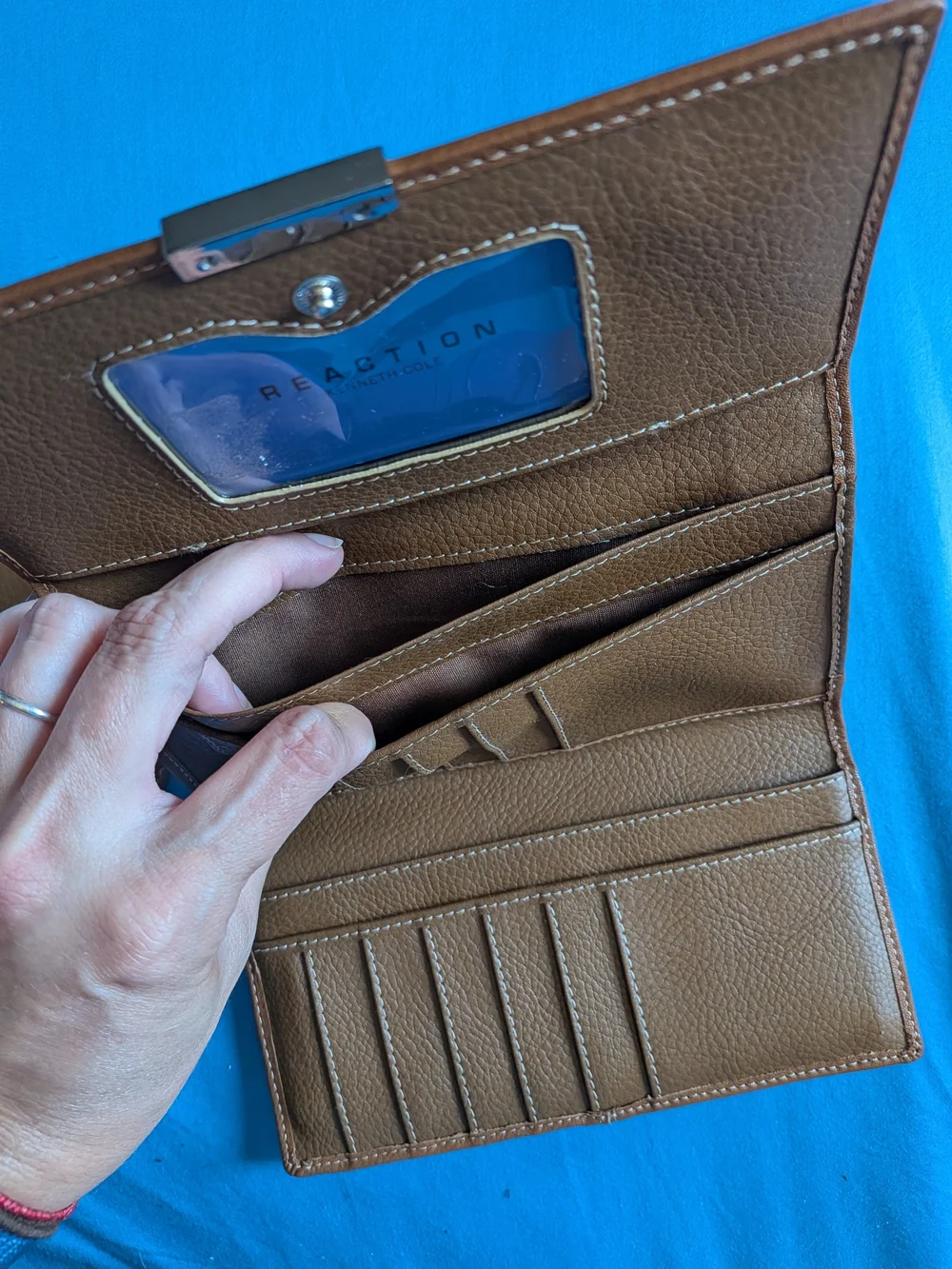 Kenneth Cole Reaction Brown Trifold Leather Wallet